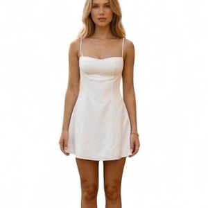 white mini  graduation. bridal summer